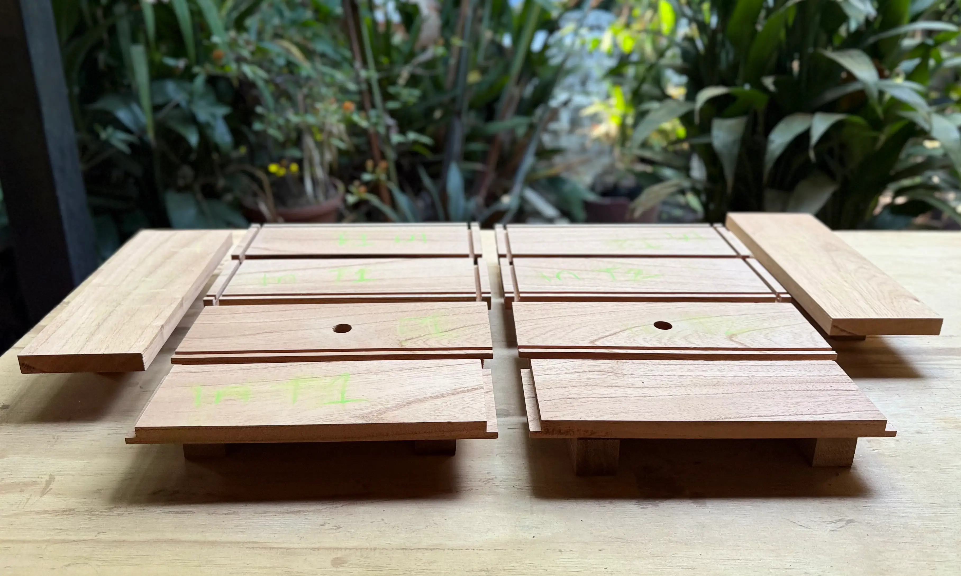 Madéstica – Muebles de madera maciza hechos a mano